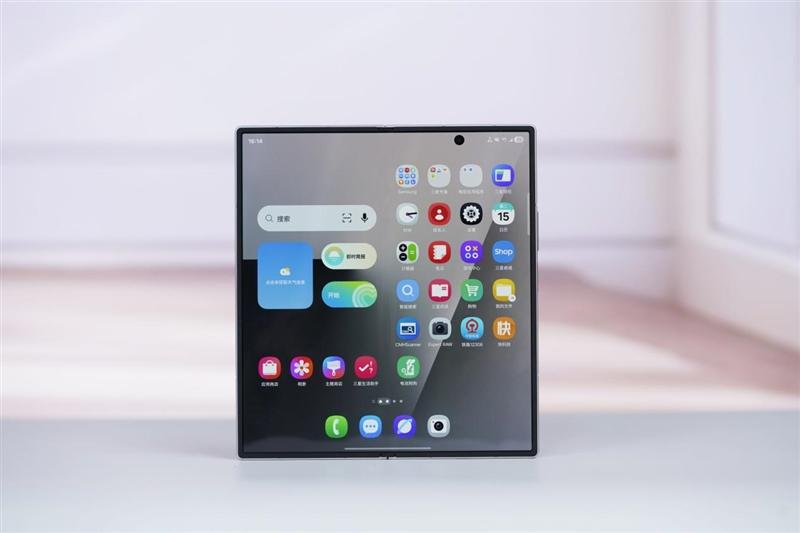机皇颠覆性升级! 三星Galaxy Z Fold7手机全面评测