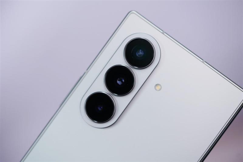 机皇颠覆性升级! 三星Galaxy Z Fold7手机全面评测