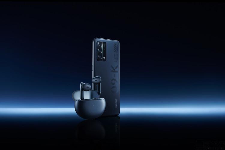 两千价位档唯一主动散热的手机! OPPO K13 Turbo Pro首发评测