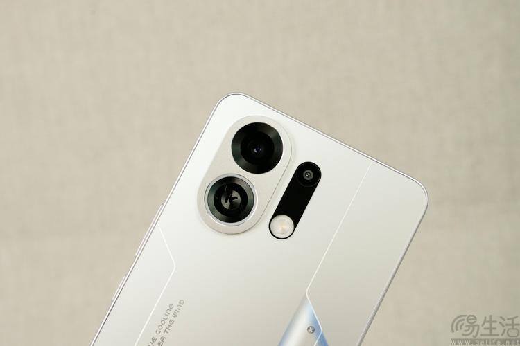 两千价位档唯一主动散热的手机! OPPO K13 Turbo Pro首发评测