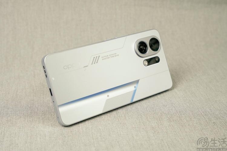 两千价位档唯一主动散热的手机! OPPO K13 Turbo Pro首发评测