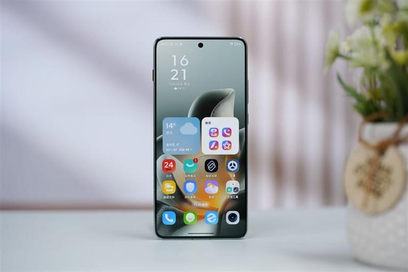 5.99mm还支持插卡! 联想moto X70 Air手机评测