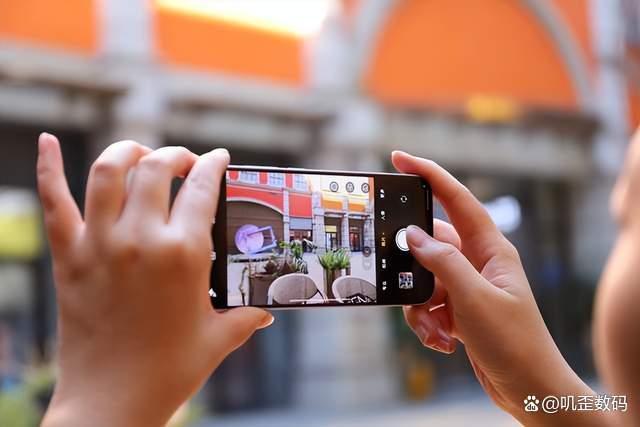 6.3英寸+6000mAh续航怪兽! OPPO Reno15手机全面测评
