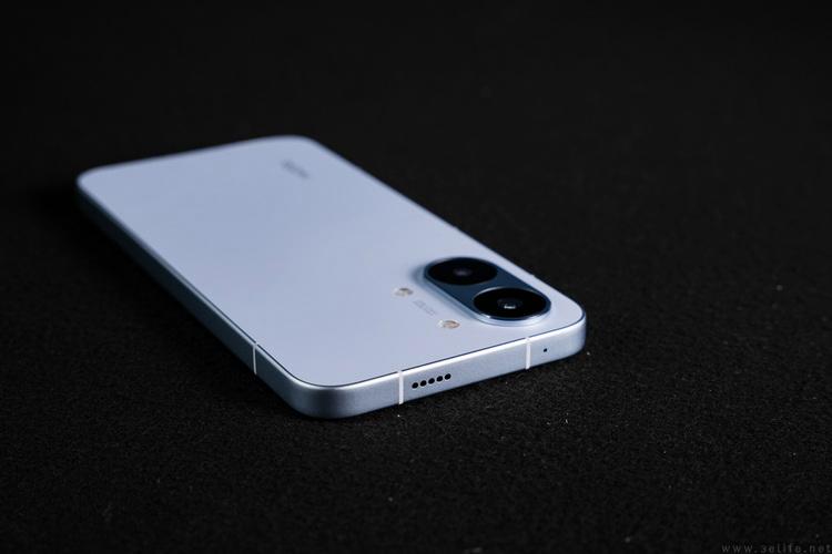 性能小钢炮+续航巨无霸! 小米REDMI Turbo5 MAX手机首发测评