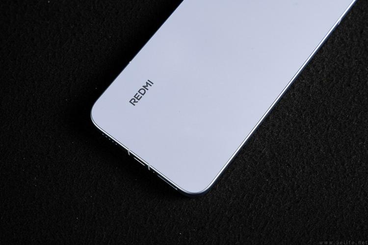 性能小钢炮+续航巨无霸! 小米REDMI Turbo5 MAX手机首发测评