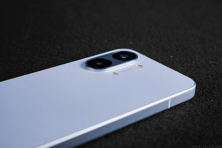 性能小钢炮+续航巨无霸! 小米REDMI Turbo5 MAX手机首发测评