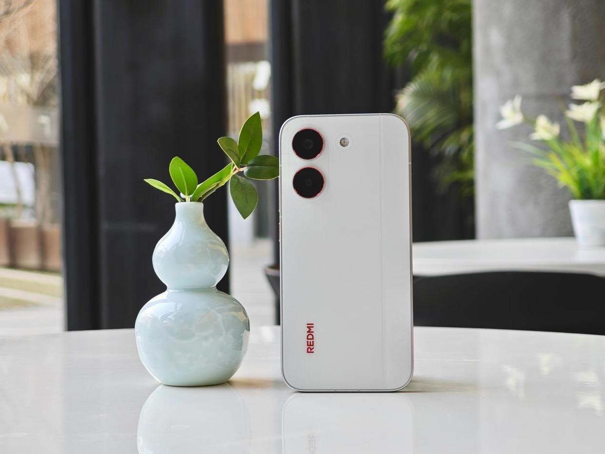 2000元档的全能六边形战士! 小米REDMI Turbo 5手机全面测评