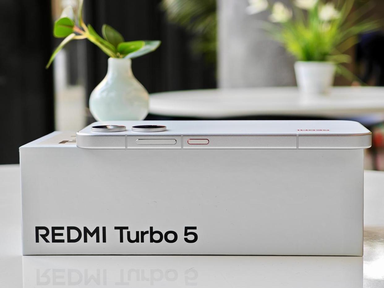 2000元档的全能六边形战士! 小米REDMI Turbo 5手机全面测评