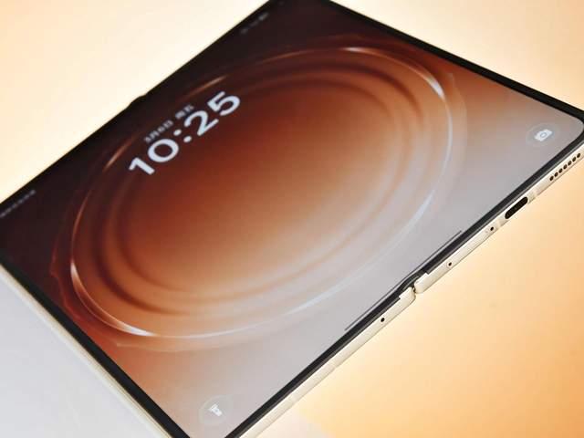 无感折痕+移动生产力双封神! OPPO Find N6首发测评