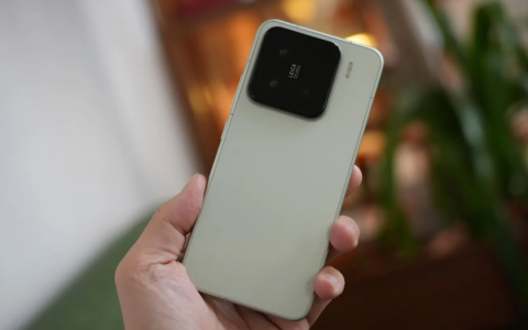 9 月新机将至，512GB！价格“再降”的旗舰手机