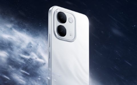 10000mAh 蓝海电池 + 4nm 天玑 7500，连续刷短视频 29 小时不间断