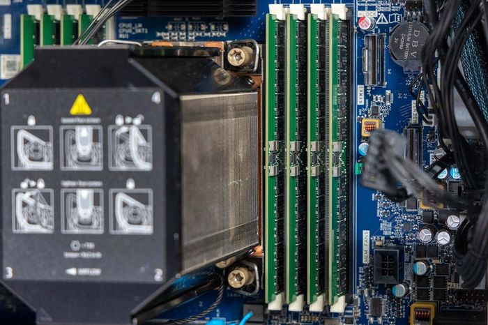 拥有三块A6000的性能猛兽 惠普Z6 G5工作站评测