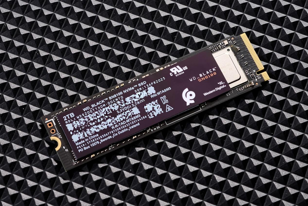 闪迪WD?BLACK SN8100 NVMe PCIe Gen5固态硬盘评测:打开性能狂潮的大门
