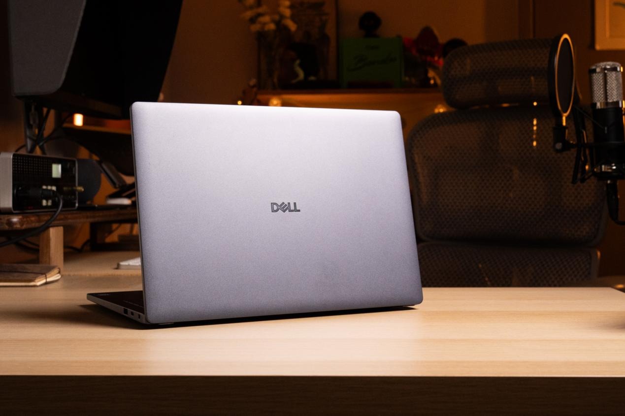 Dell Pro 14 Premium:高端轻薄本的新标杆