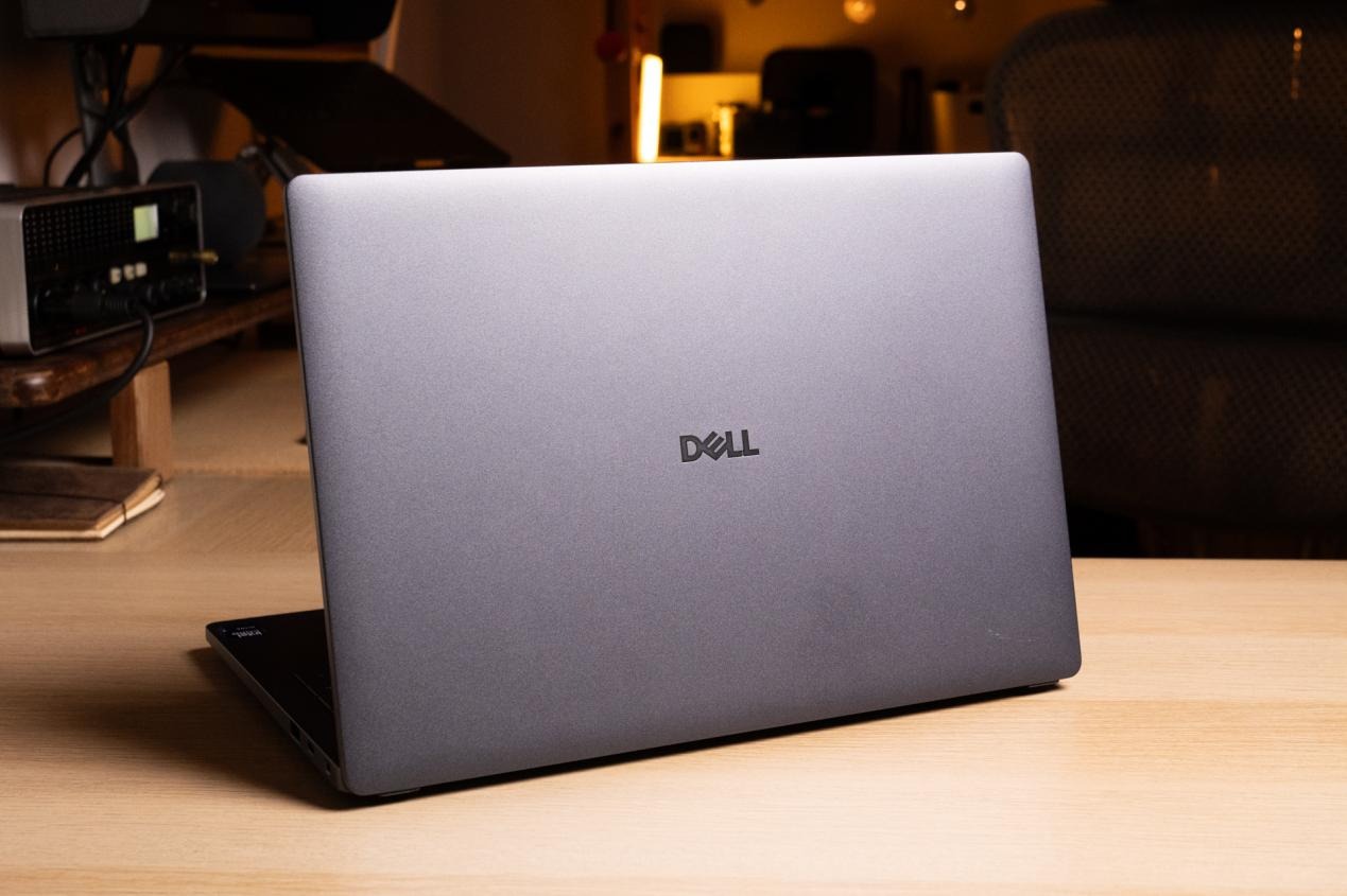 Dell Pro 14 Premium:高端轻薄本的新标杆