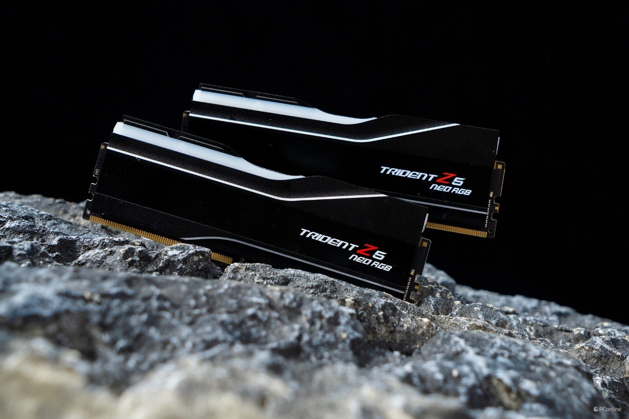 芝奇 Trident Z5 Neo RGB DDR5-6000 C34 64GB×2内存评测:容量、性能、颜值都不能少!