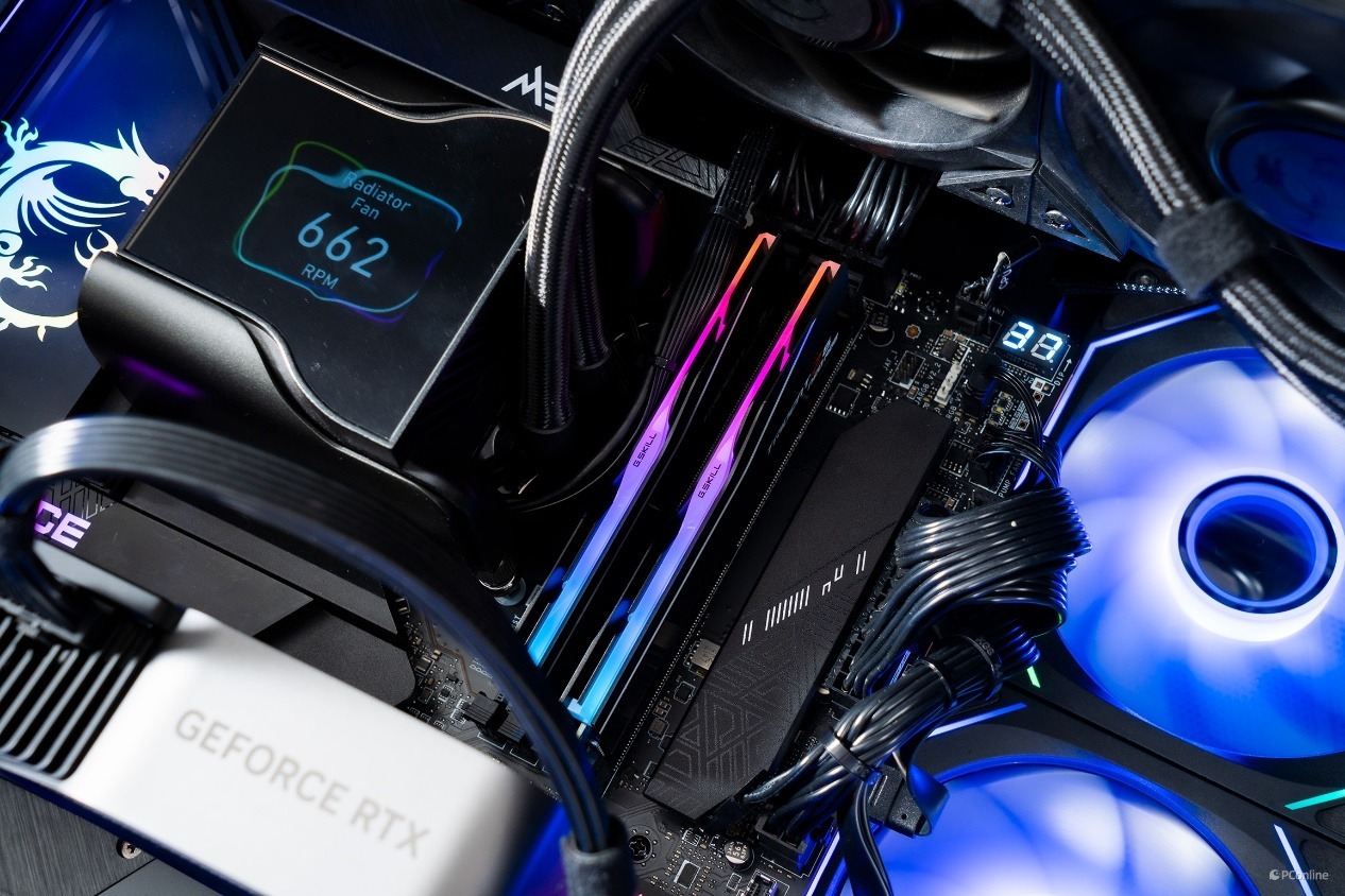 芝奇 Trident Z5 Neo RGB DDR5-6000 C34 64GB×2内存评测:容量、性能、颜值都不能少!