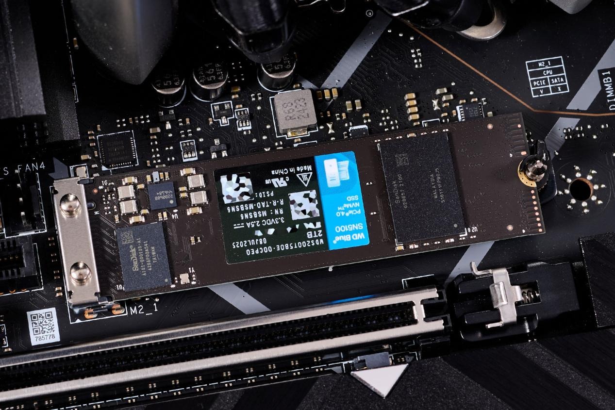 闪迪WD Blue SN5100 2TB NVMe SSD 深度评测:QLC闪存的性能新标杆