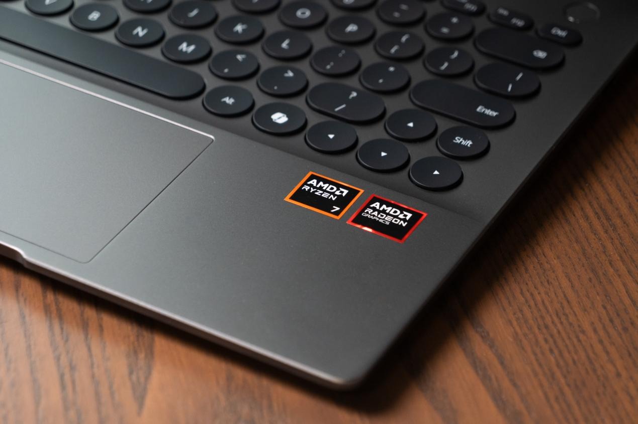 Hi MateBook 14 锐龙版笔记本 真的有亿点点不一样