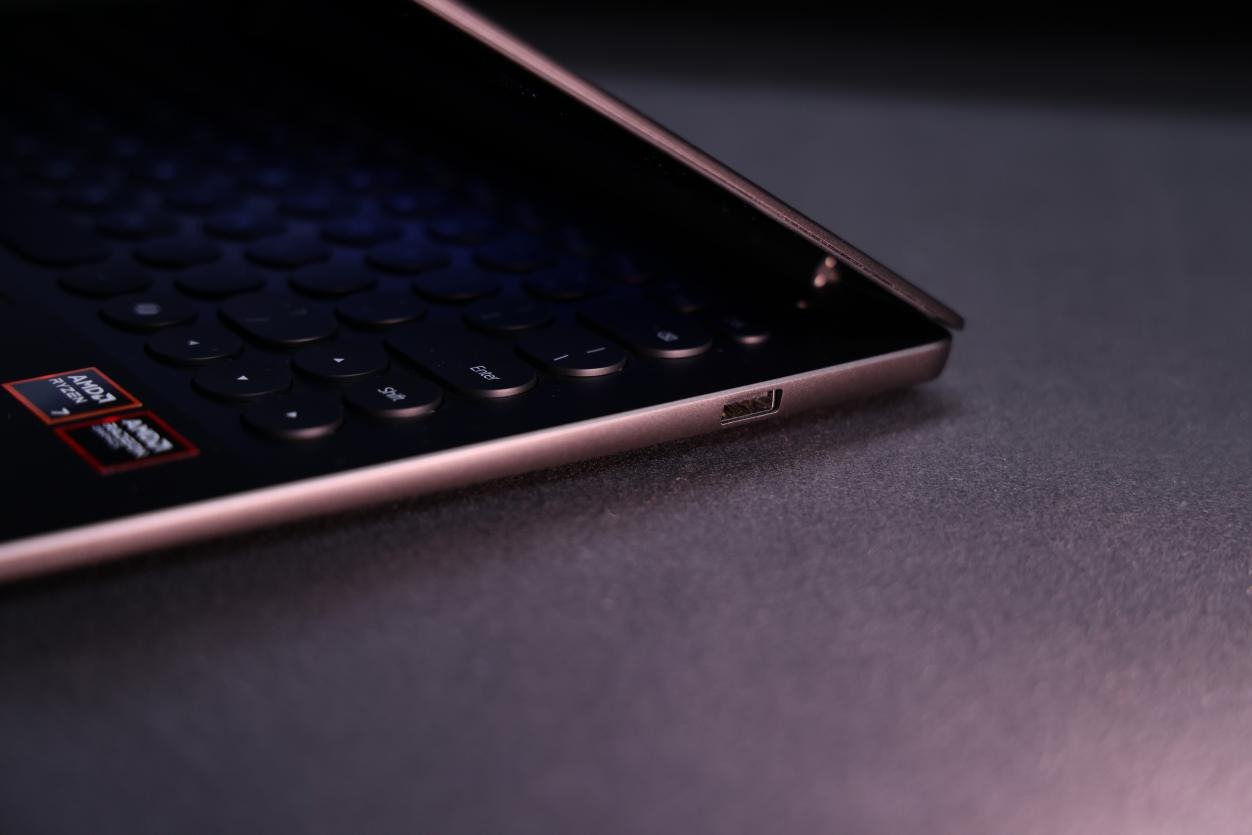 波点艺术键盘!去同质化设计的WIKO Hi MateBook 14评测