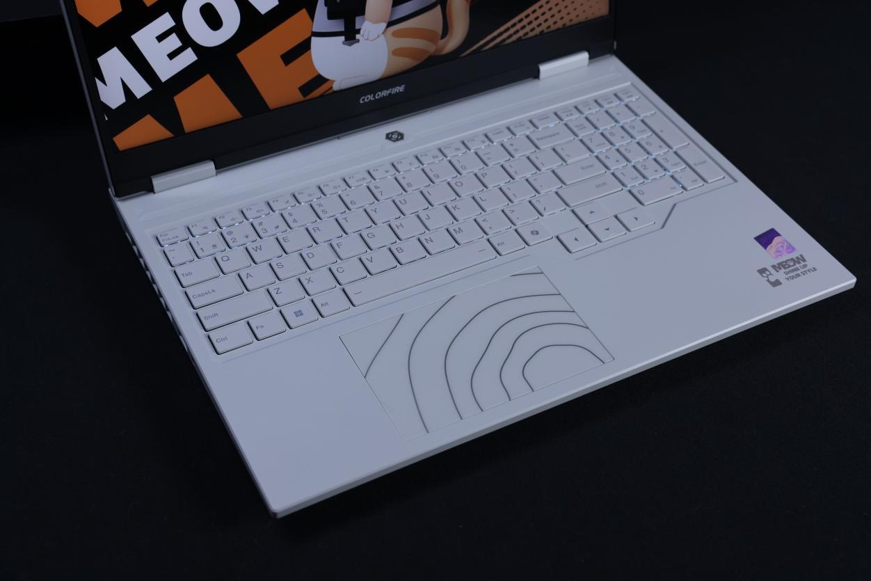 当“次旗舰”遇上“性价比”,七彩虹COLORFIRE MEOW R16 Pro新品评测