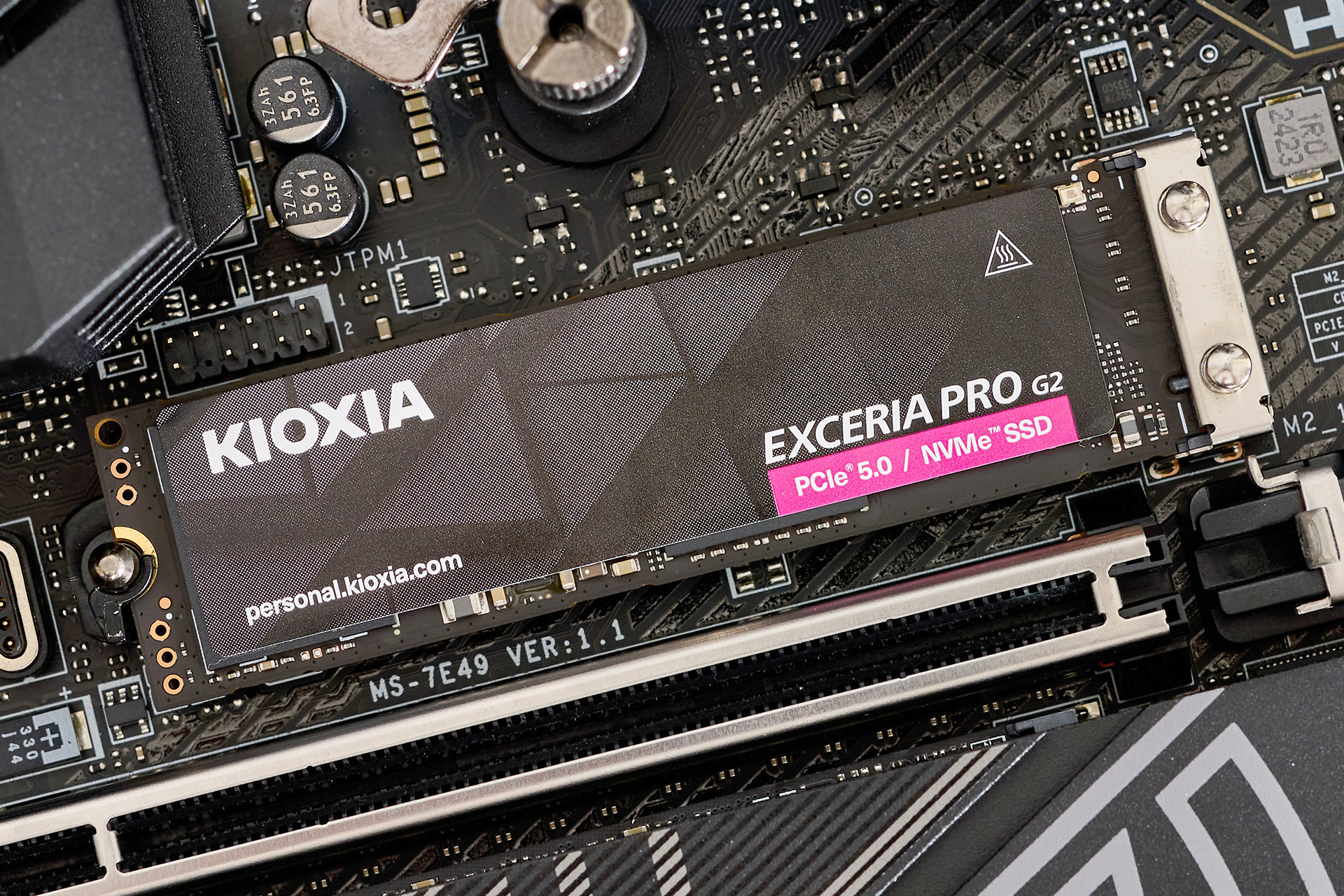 铠侠 EXCERIA PRO G2 VE10 NVMe™ 固态硬盘首测:定义PCIe 5.0旗舰性能新标杆