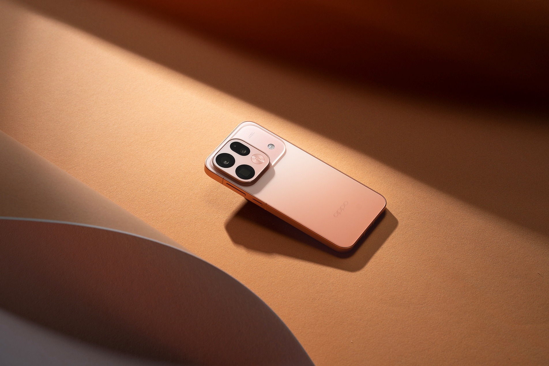 OPPO Find X9s Pro深度体验:哈苏双2亿,全焦段旅拍神器