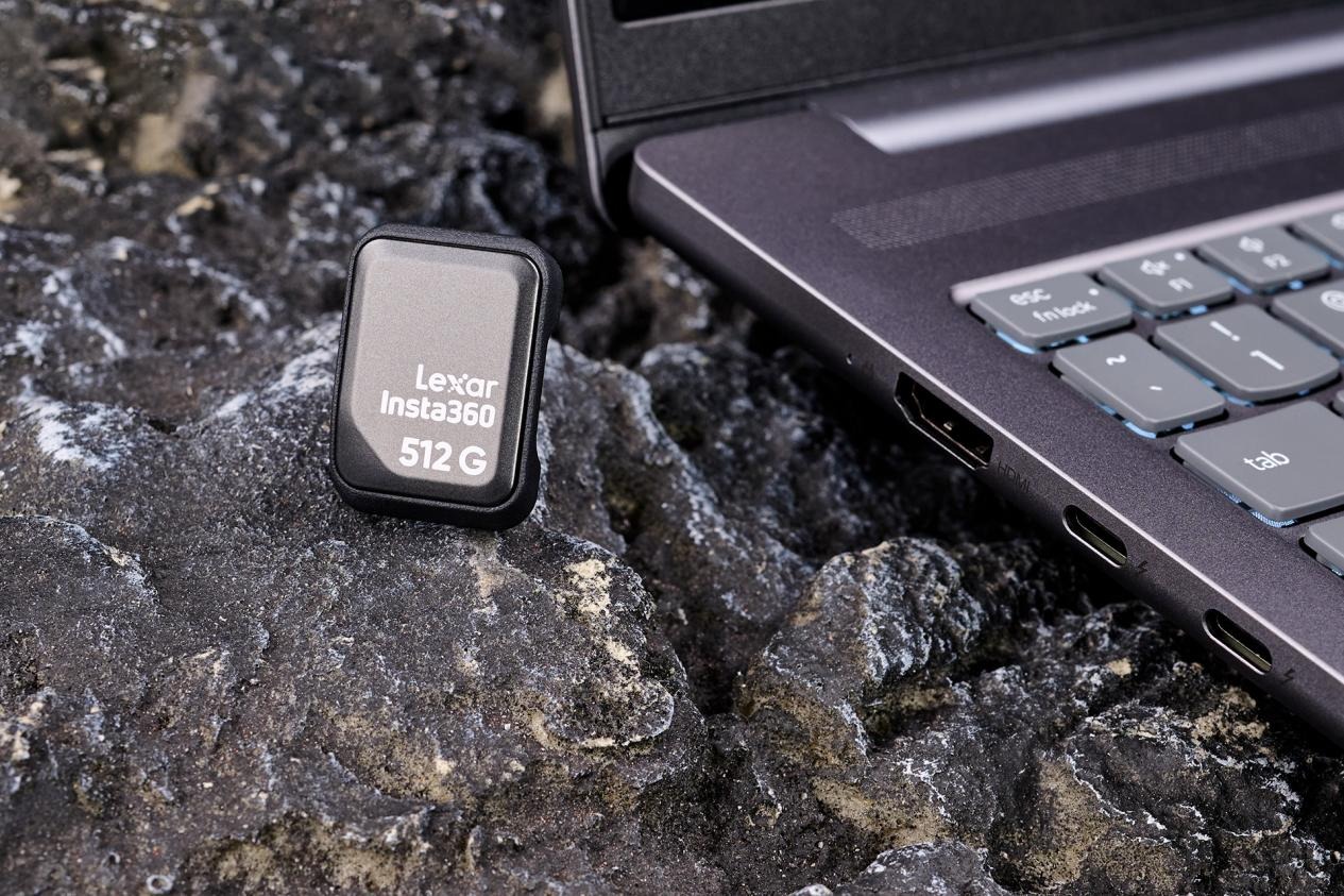 5.4克吞吐512GB!影石闪传伴侣:硬核存储的极致进化