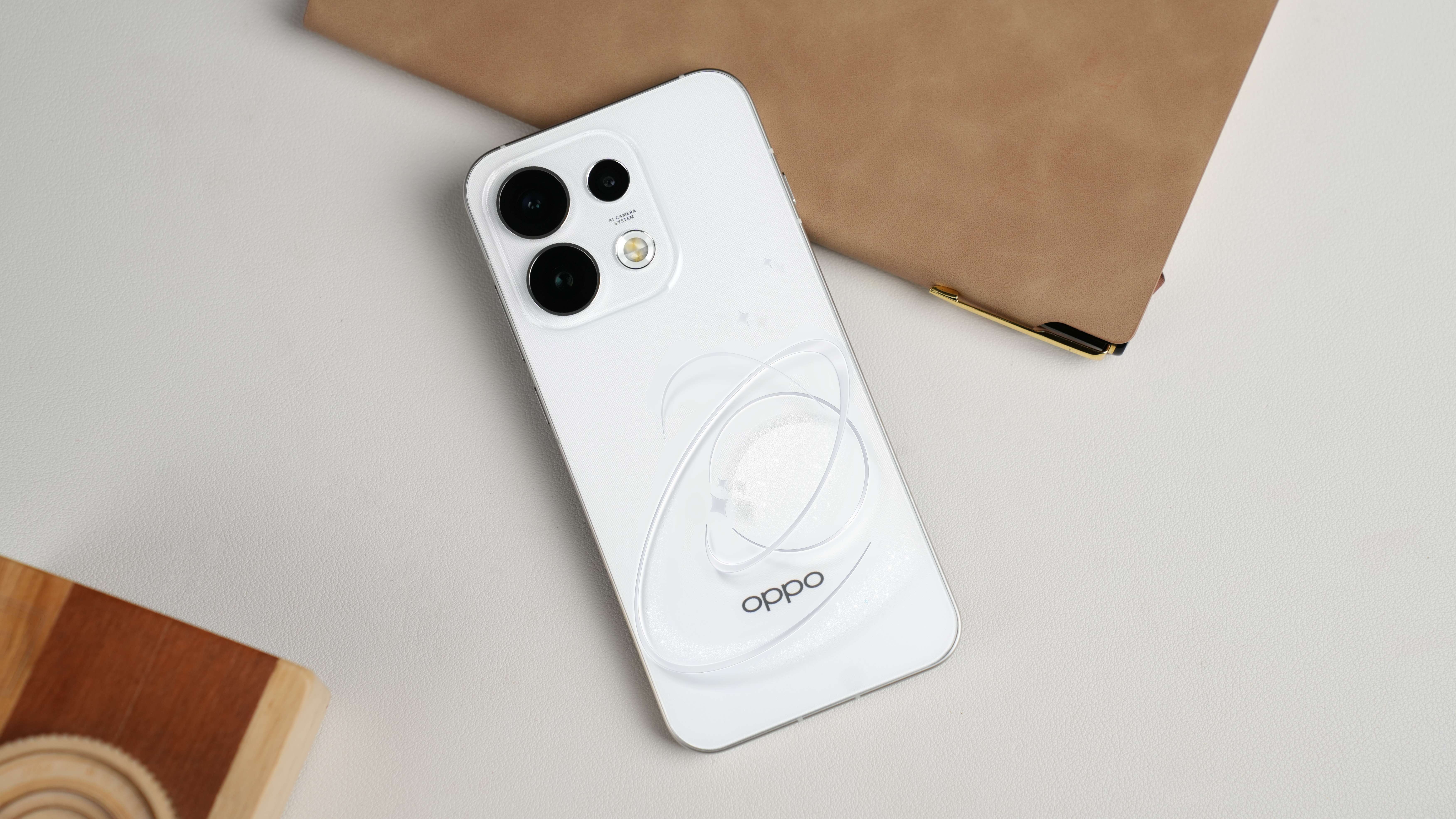 真浮了!OPPO Reno16拒绝平面平庸,打造能随身携带的艺术品!