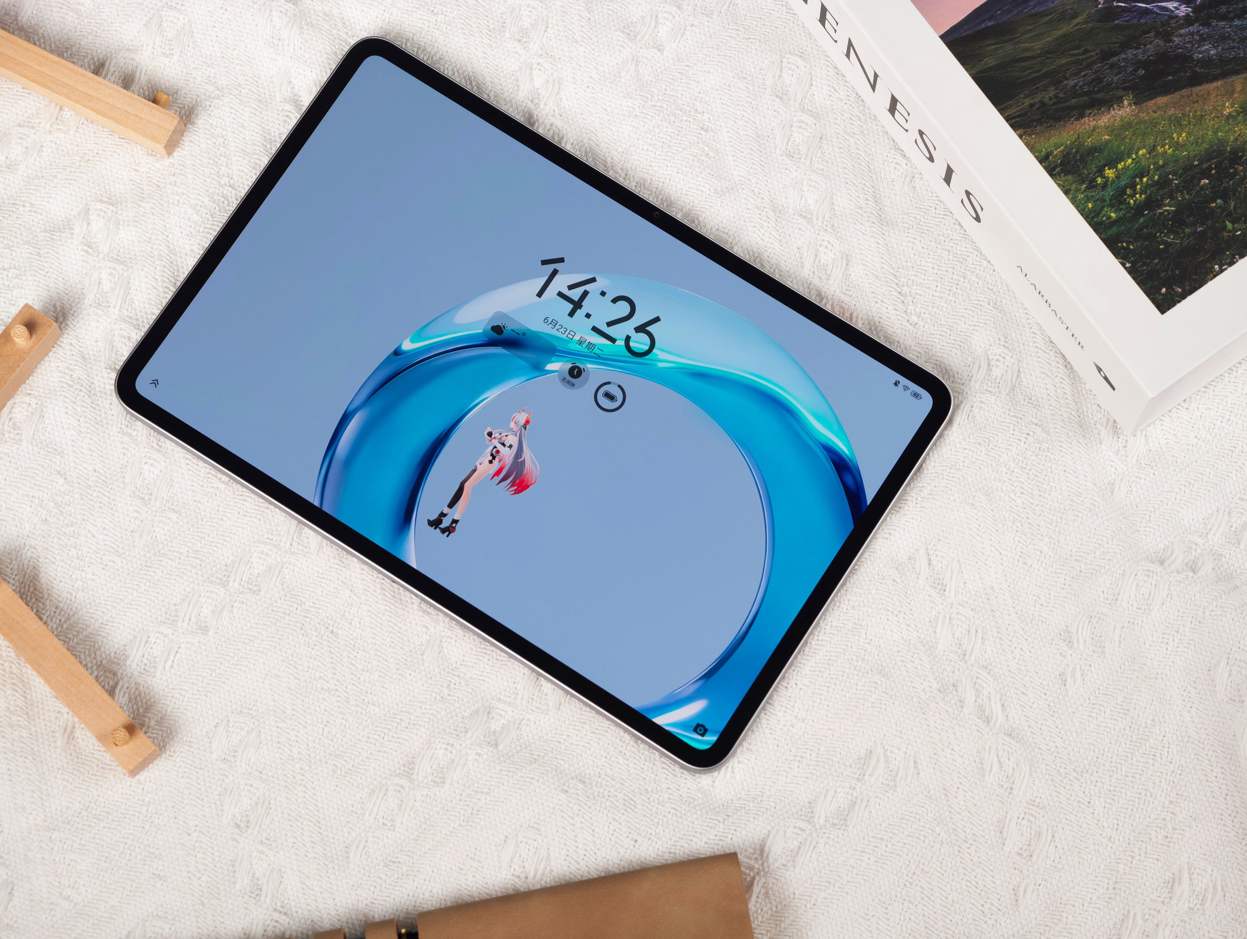 红魔游戏平板5 Pro:水冷RGB加持,能否重新定义FPS平板性能天花板?