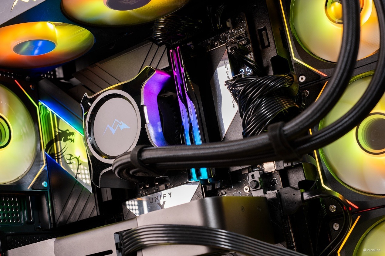 芝奇 Trident Z5 NeoX RGB 焰锋戟 X DDR5-6000 C36 内存评测:不止甜点频率,EXPO ULL加持还能更甜!