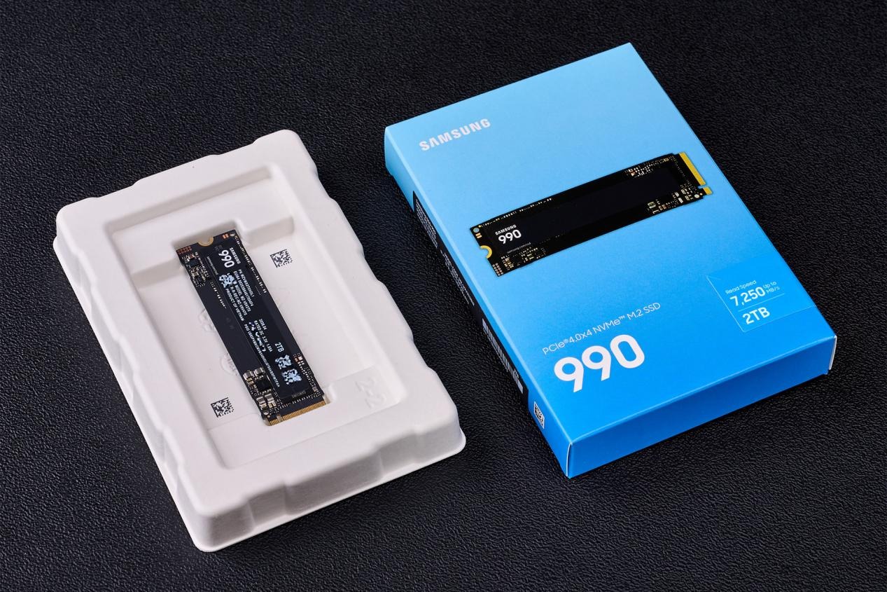 三星990 PCIe 4.0固态硬盘评测:能效狂飙的性能甜点